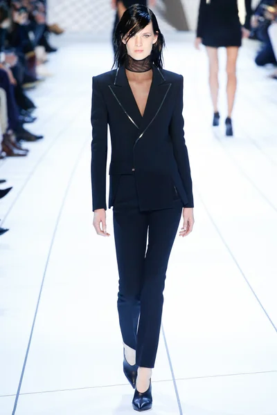 Look 24